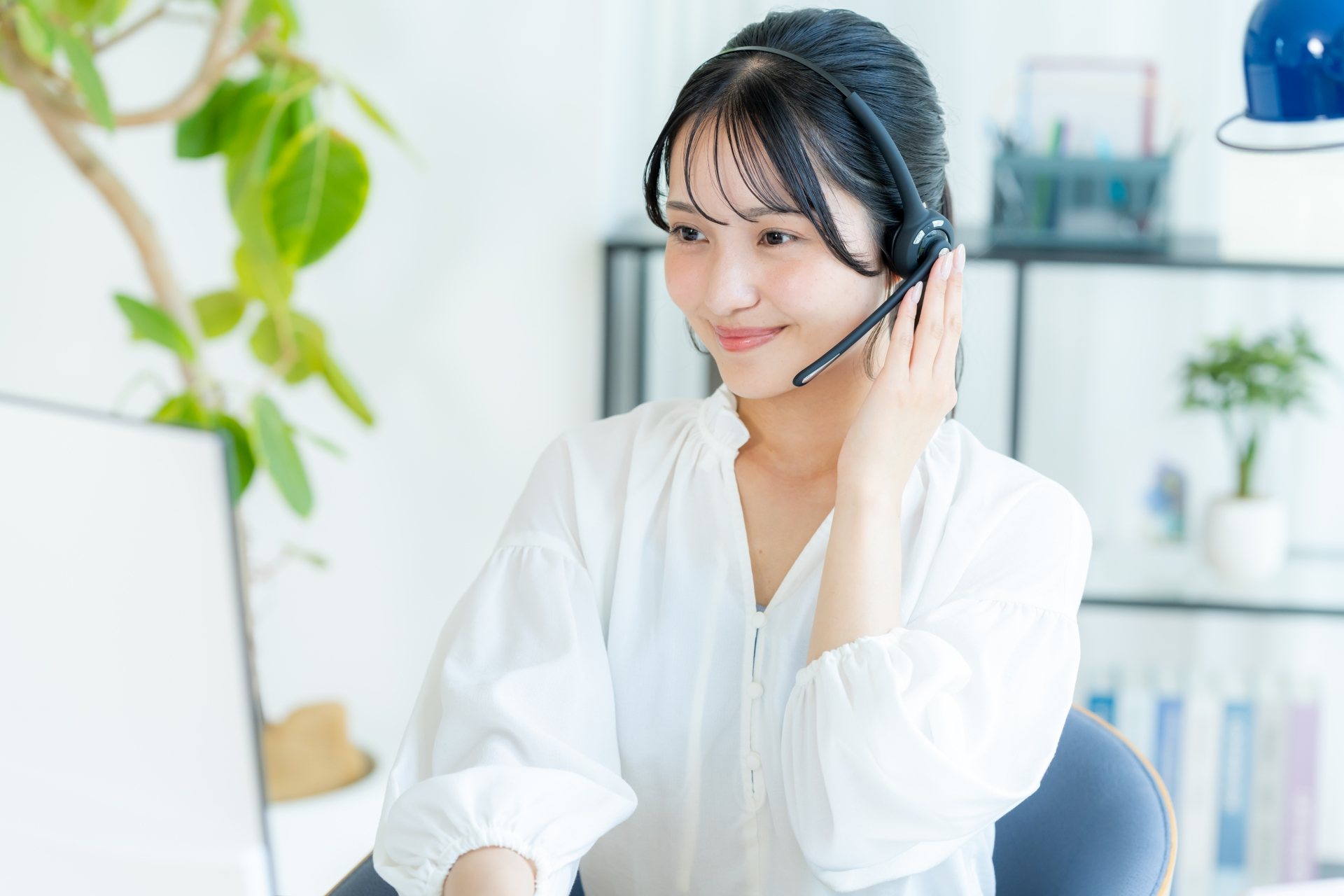 電話でご案内する担当スタッフ